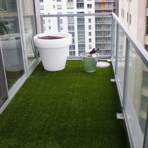 Elevate Your Toronto Condo Balcony with Synthetic Grass