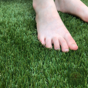 artificial grass for kids