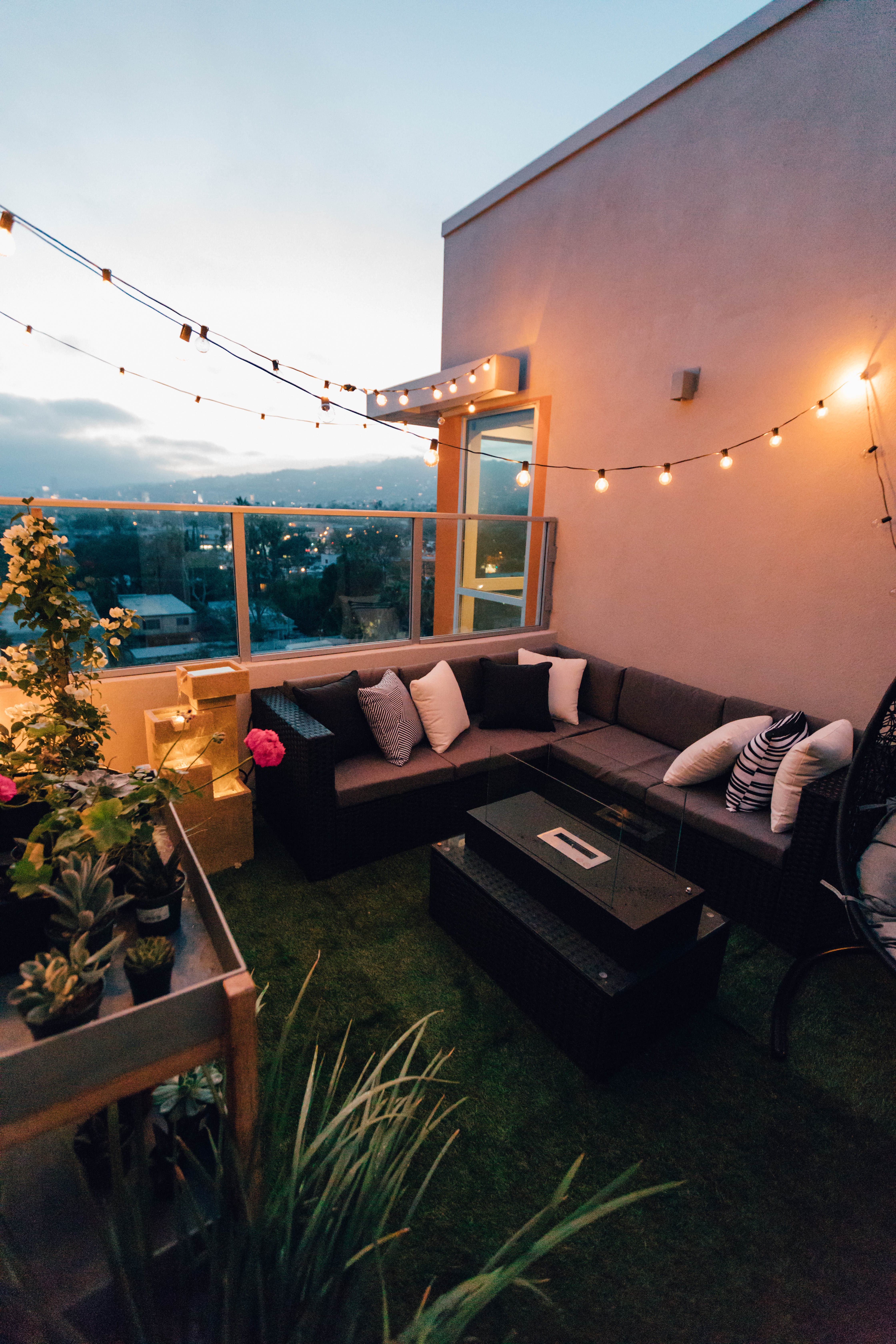 artificial grass balcony